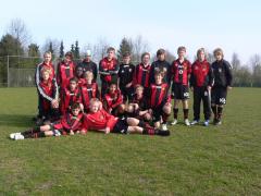 En lyckad avslutning på gruppspelet: Två segrar (1-0 och 4-1). 93-7 blev grupp trea. 93-3 blev tvåa.