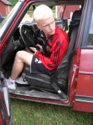 Erik testar Bond-bilen