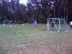 På kvällarna roade man sig mest med fotboll, kortspel...