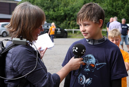 Bild: Radio Blekinge var på plats för att göra ett reportage om Mörrum Sommarhockeyskola 2011