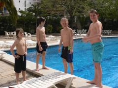 Hotellet hade tre pooler...